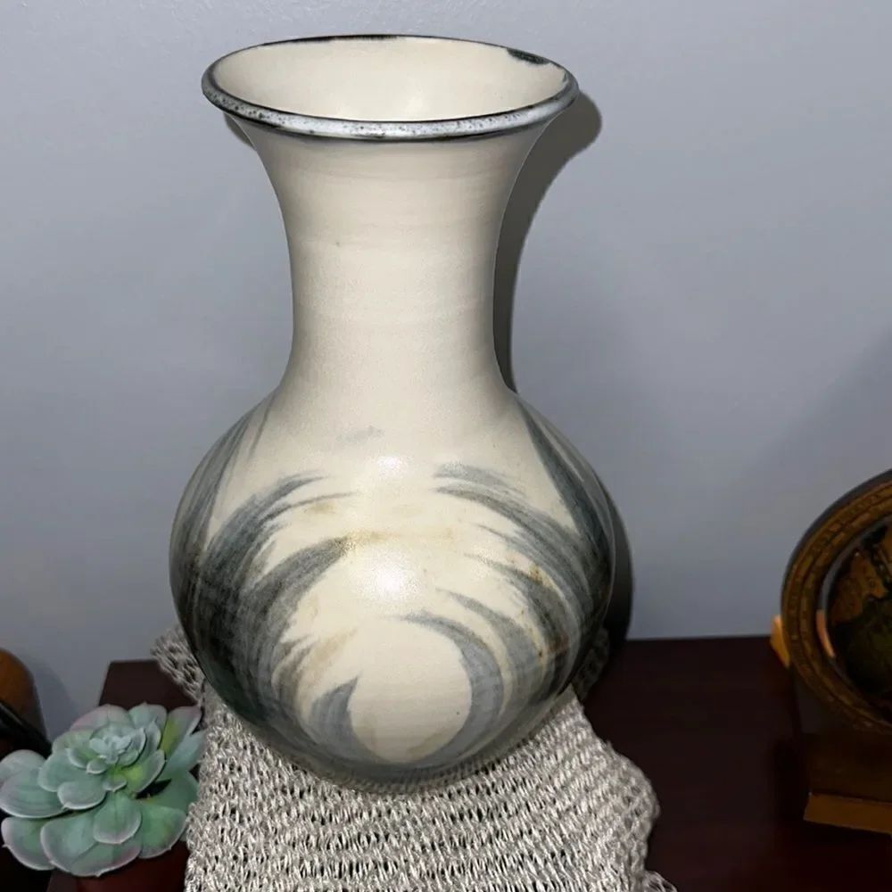 Hand Made Gray Blue Ivory Clay Glazed Stoneware Pottery Vase Artist Signed